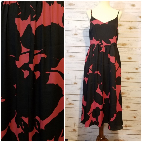 LOFT Dresses & Skirts - LOFT Midi Dress